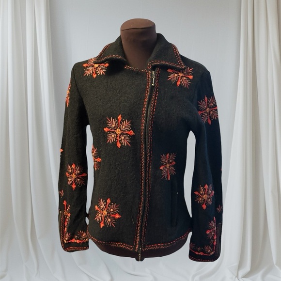 CoVelo Black Coat Red Embroidered Floral Felted Boiled Wool Jacket, size Small - Picture 14 of 14